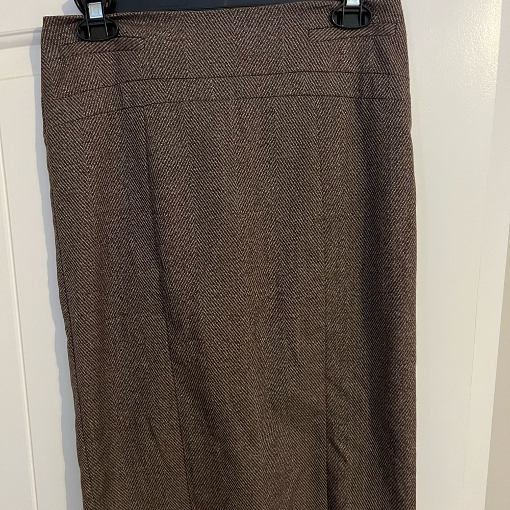 Brown pencil skirt